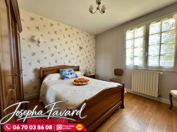 Esprit ferme sur 6,3 ha : 3 bâtiments agricoles de 425 m² et maison de 134 m² sur sous-sol