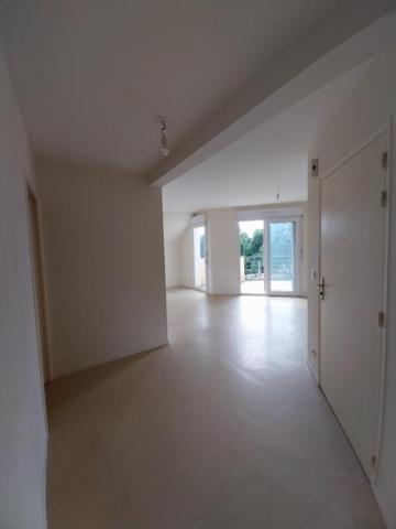 BEAU T4 AVEC BALCON Blain