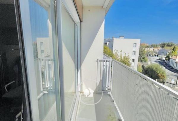 APPARTEMENT T1 BIS - BALCON - PARKING - TRAM PEIXOTTO