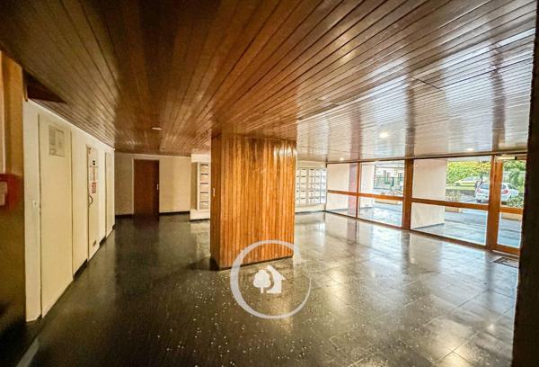 APPARTEMENT T1 BIS - BALCON - PARKING - TRAM PEIXOTTO