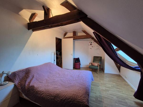 Belle Longère atypique de 162 m2 habitables, rénovée avec goût dans le Morbihan ? (15 kms de Lorient  ? 1 km d'Hennebont ? 6 kms de Languidic - 15 kms de la mer)