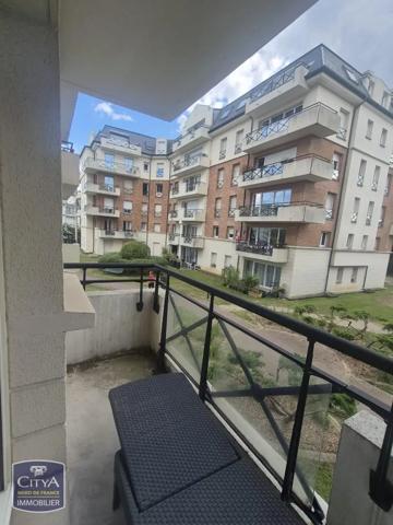 Appartement à louer 3 pièces 67.83m² Lambersart (59130)