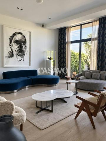 Vente Maison 12 pièces de 450m² - 92500 Rueil-Malmaison