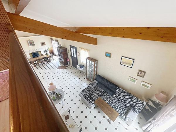 Maison à vendre à Bordeaux Caudéran - 9 pièces avec fort potentiel