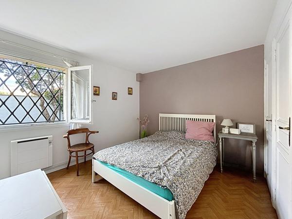 Maison à vendre à Bordeaux Caudéran - 9 pièces avec fort potentiel