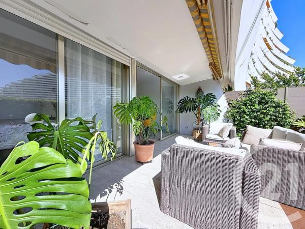 Appartement T3 à vendre  3 pièces - 56 m 2   VILLENEUVE LOUBET  - 06
