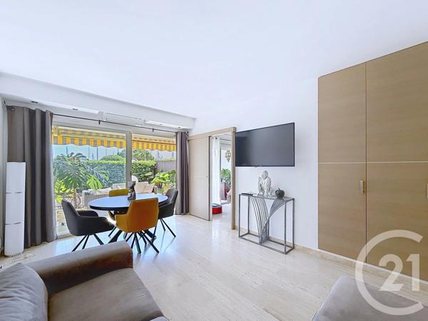 Appartement T3 à vendre  3 pièces - 56 m 2   VILLENEUVE LOUBET  - 06