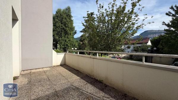Appartement à vendre 3 pièces 69m² Saint-Martin-d'Hères (38400)