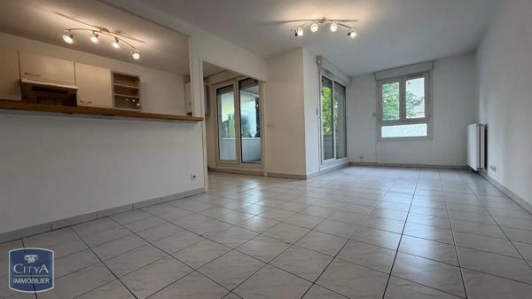 Appartement à vendre 3 pièces 69m² Saint-Martin-d'Hères (38400)