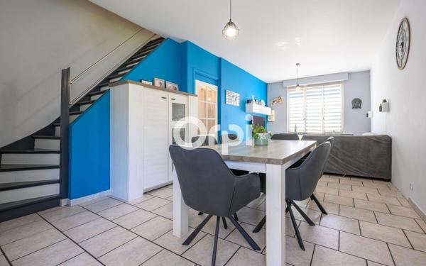 Maison à vendre    4 pièces •  Bousbecque