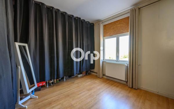 Maison à vendre    4 pièces •  Bousbecque