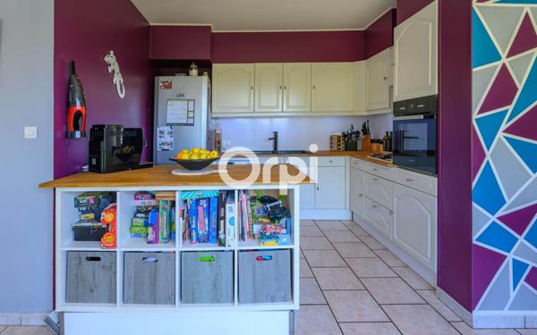 Maison à vendre    4 pièces •  Bousbecque