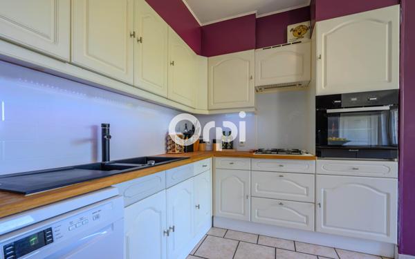 Maison à vendre    4 pièces •  Bousbecque