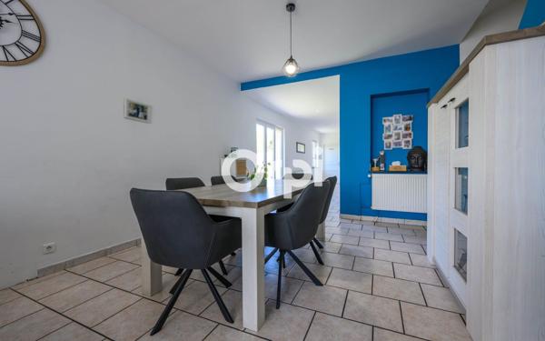 Maison à vendre    4 pièces •  Bousbecque