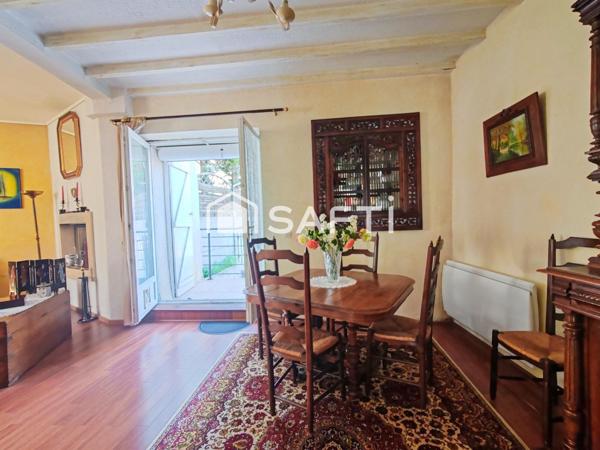 Maison de 106M2 ,4 pièces ,cave, cour extérieur