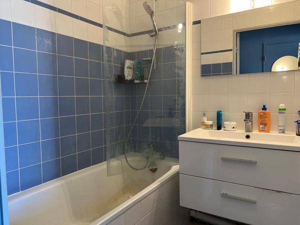 SUPERBE DUPLEX PLEIN CENTRE VILLE