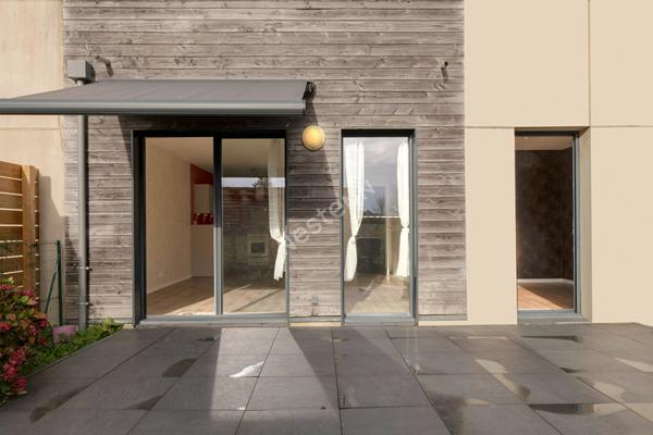 Maison -appartement81,5m2 terrasse/cabanon/parking2