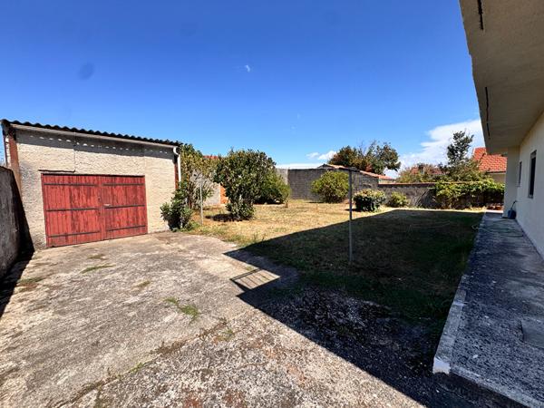 33150 CENON - Maison 7 pièces de 190m2 avec garage et jardin à vendre