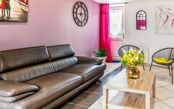 Appartement à louer    2 pièces •  Locmiquélic