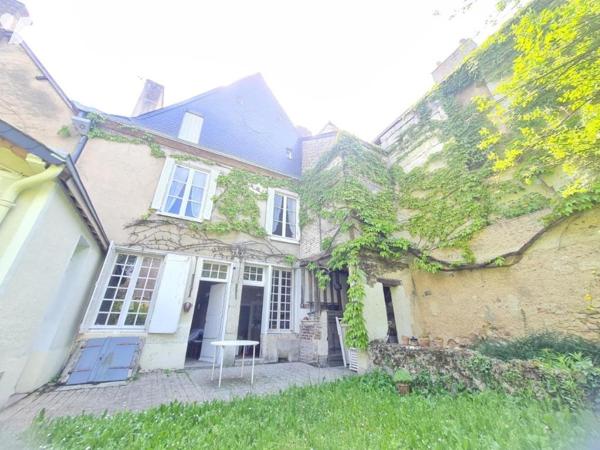 MAISON DE VILLE - A VENDRE- MONTOIRE/ LOIR ( 41800)