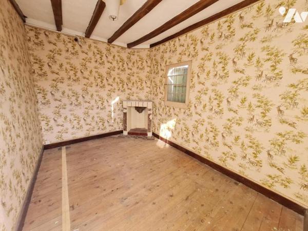 MAISON DE VILLE- A RÉNOVER - A VENDRE- MONTOIRE/ LOIR (41800)