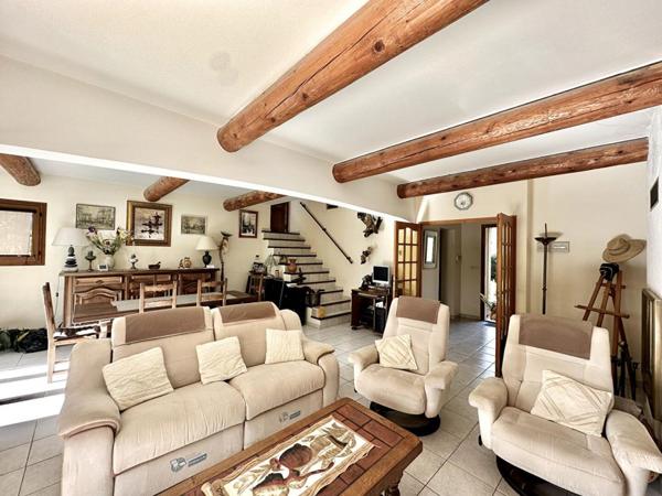 Maison 5 pièces de 112 m²  sur une parcelle de 4000 m²