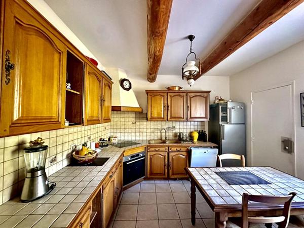 Maison 5 pièces de 112 m²  sur une parcelle de 4000 m²