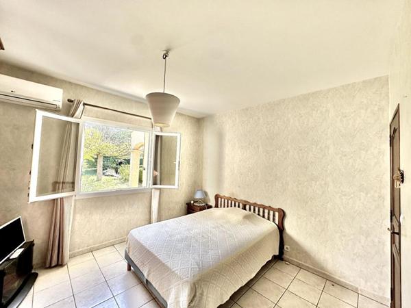 Maison 5 pièces de 112 m²  sur une parcelle de 4000 m²