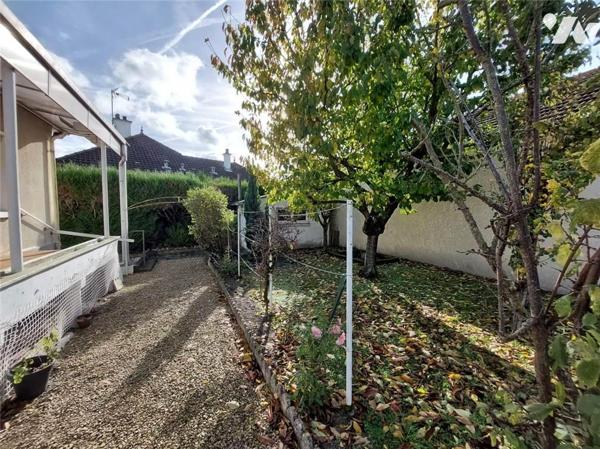 VENTE MAISON INDIVIDUELLE - ROMILLY SUR SEINE