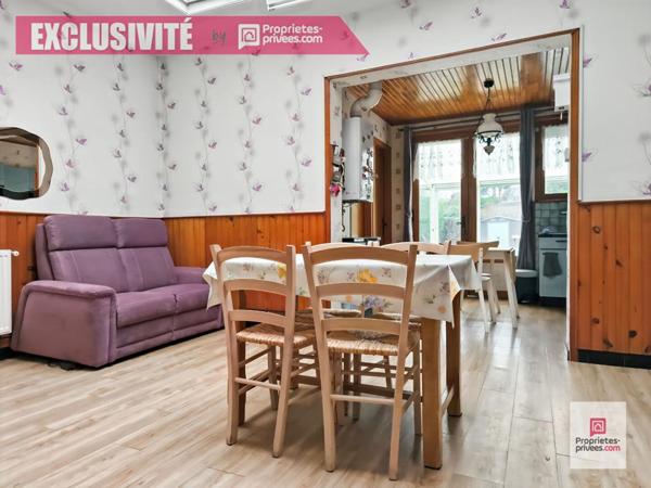 Roubaix Vélodrome, maison 1930 semi individuelle avec 2 chambres, combles aménageables, jardin