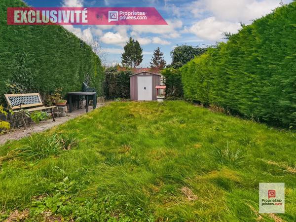 Roubaix Vélodrome, maison 1930 semi individuelle avec 2 chambres, combles aménageables, jardin