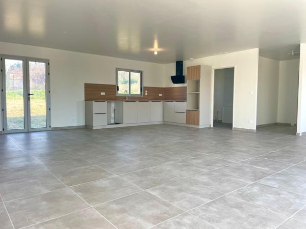 L'Isle-sur-la-Sorgue (84800) MAISON NEUVE RT 2020 DANS QUARTIER PRISÉ DE L’ISLE-SUR-LA-SORGUE