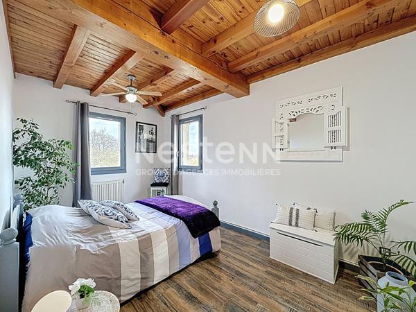 Maison à vendre à Nérac - 5 pièces, 4 chambres, double garage ainsi qu'un grand terrain