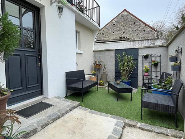 Gargenville Maison de charme calme et proche A13 - 2 chambres - Jardinet