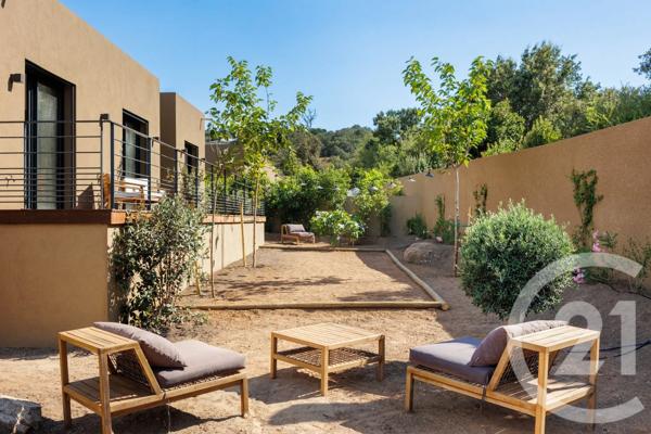 Maison à vendre  4 pièces - 122 m 2   PORTO VECCHIO  - 201