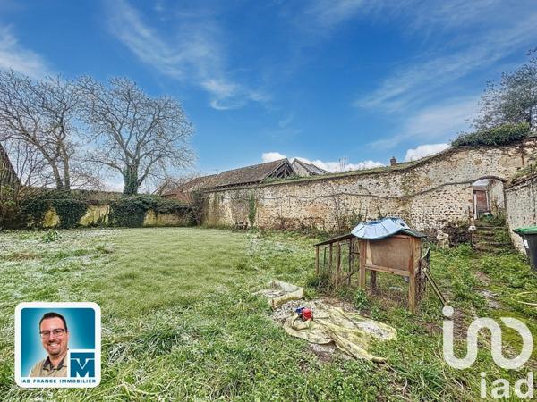 Maison de ville 5 pièces de 130 m² à Brezolles (28270)