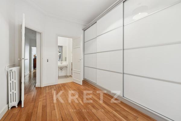 BRETEUIL - Appartement Haussmannien 4 pièces en très bon état - 2 chambres