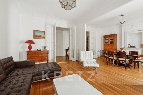 BRETEUIL - Appartement Haussmannien 4 pièces en très bon état - 2 chambres