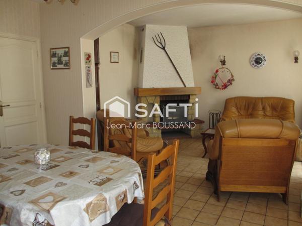 CHAUFFAILLESMaison en pierre de pays 6pièces 135M²