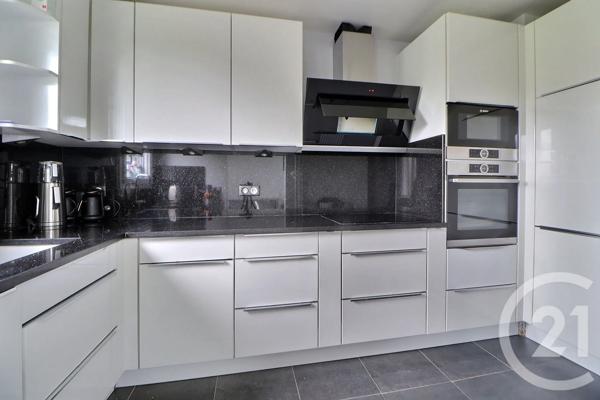 Appartement F4 à vendre  4 pièces - 88,27 m 2   AULNAY SOUS BOIS  - 93