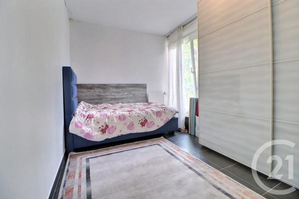 Appartement F4 à vendre  4 pièces - 88,27 m 2   AULNAY SOUS BOIS  - 93