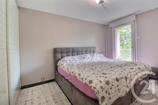 Appartement F4 à vendre  4 pièces - 88,27 m 2   AULNAY SOUS BOIS  - 93