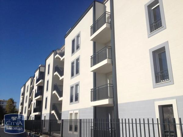 Appartement à louer 2 pièces 43.46m² Lormont (33310)