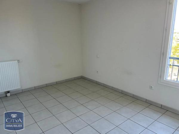 Appartement à louer 2 pièces 43.46m² Lormont (33310)
