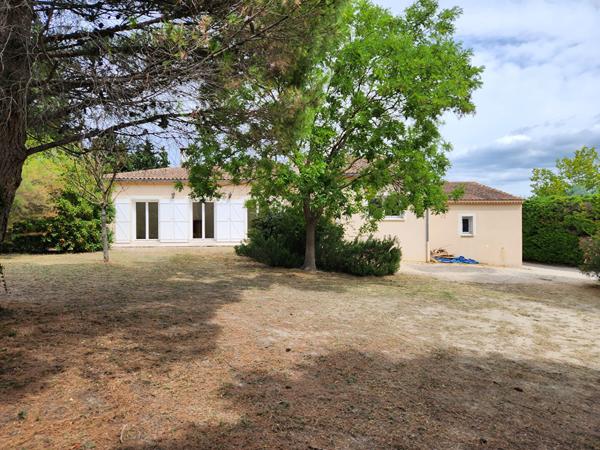 EN EXCLUSIVITÉ - SAINT-SATURNIN-LÈS-AVIGNON - MAISON T5 DE PLAIN-PIED 155 M² - PISCINABLE - DOUBLE GARAGE