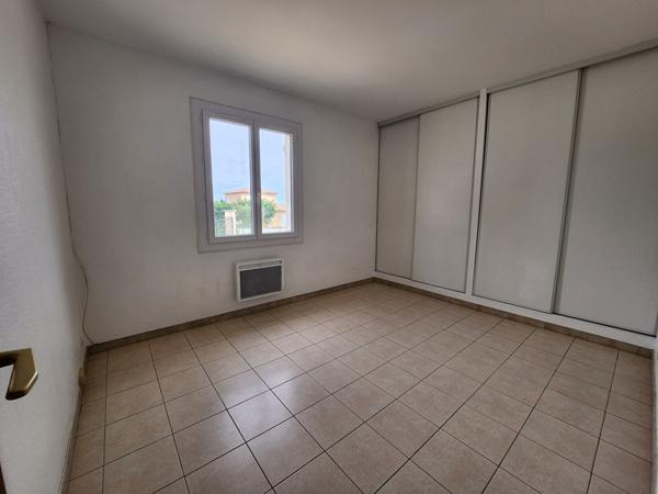 EN EXCLUSIVITÉ - SAINT-SATURNIN-LÈS-AVIGNON - MAISON T5 DE PLAIN-PIED 155 M² - PISCINABLE - DOUBLE GARAGE