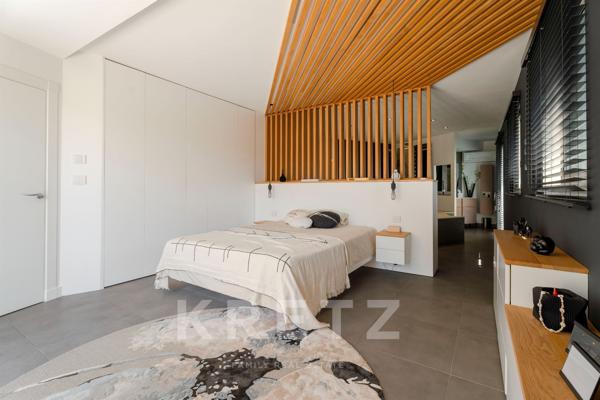 Allauch – Villa contemporaine avec piscine à débordement et appartement indépendant