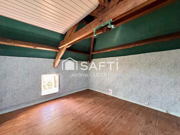 Maison de village - 120 m² - dépendances