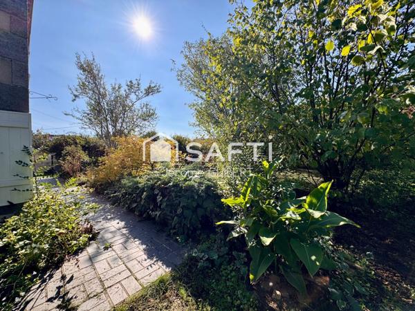 Maison de village - 120 m² - dépendances