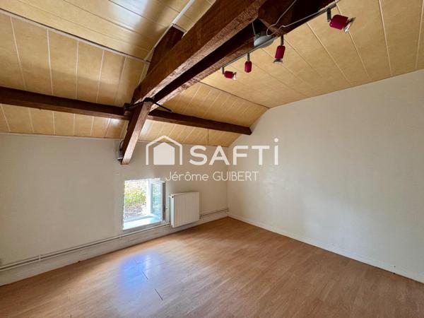 Maison de village - 120 m² - dépendances